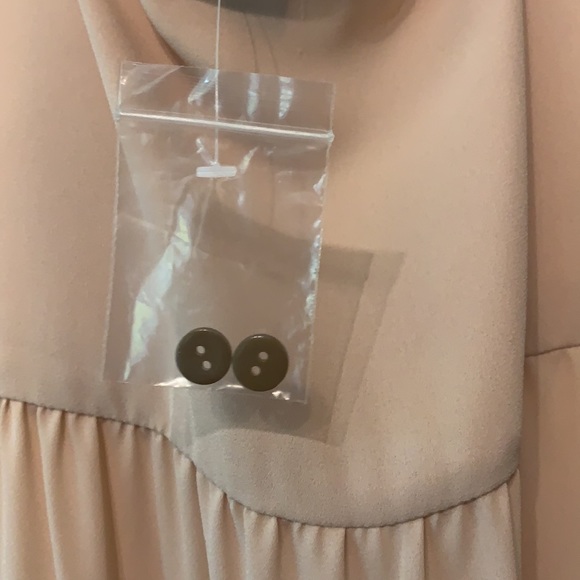 Torrid Flutter Sleeve Blouse! NWT! Size 0X - Picture 5 of 7